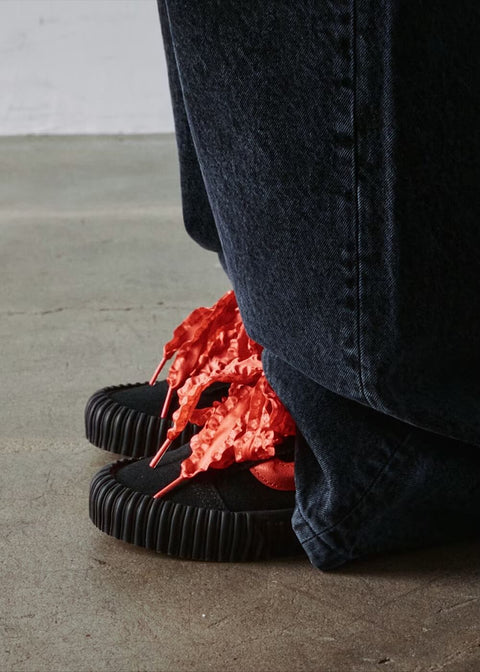 2 82196
